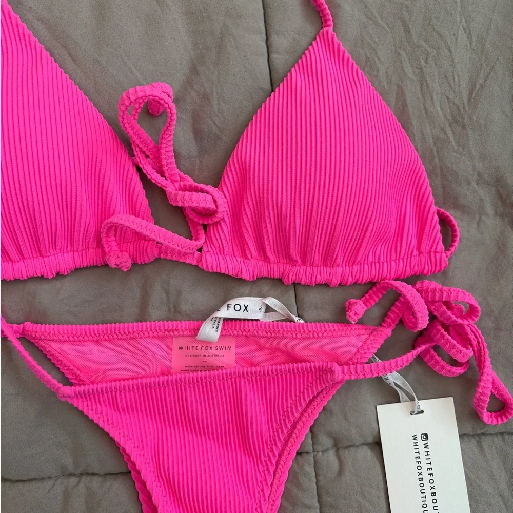 White Fox By the Pool Bikini Set in Neon Pink - Picture 3 of 3